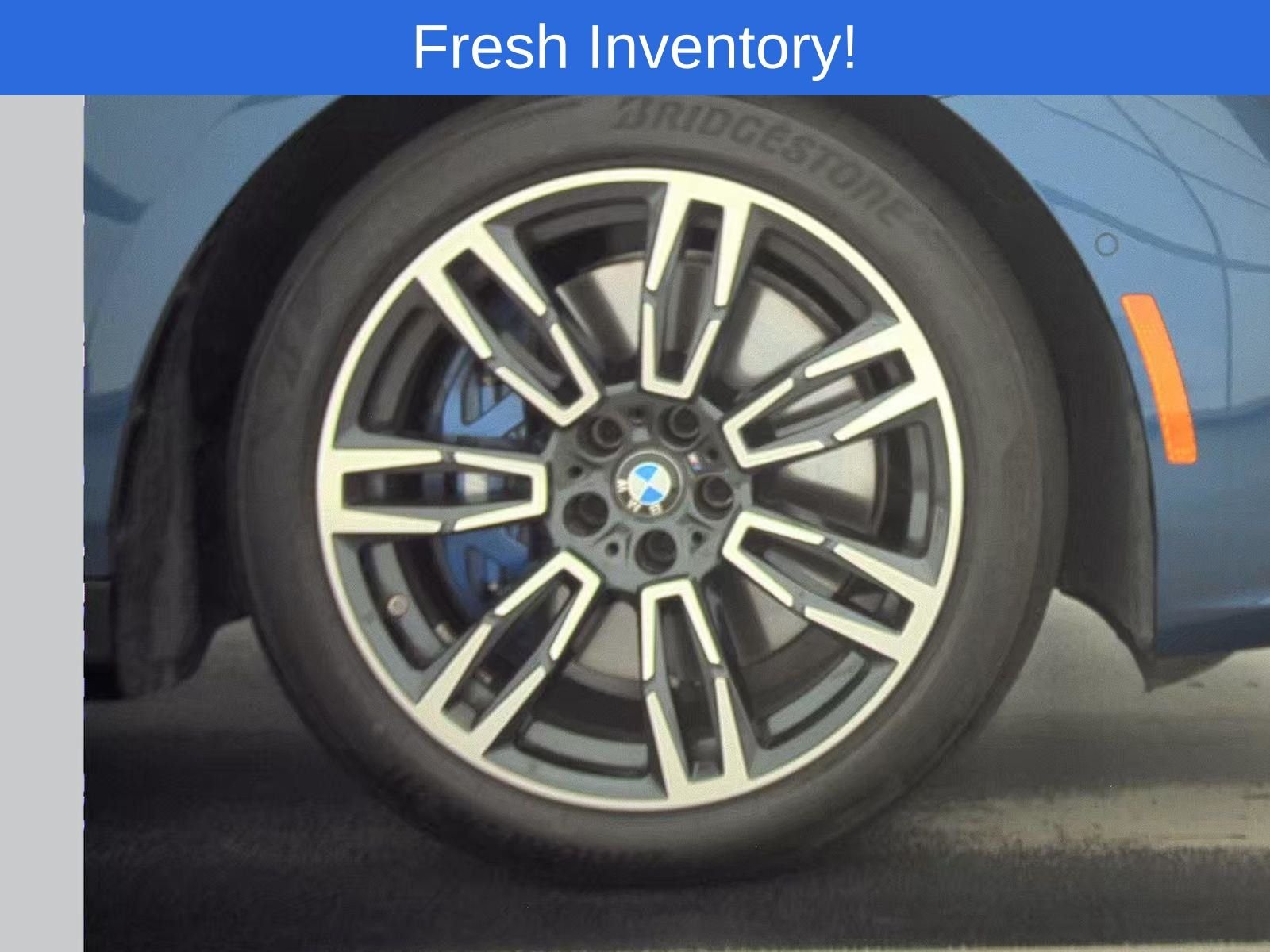 Certified Used 2026 Phytonic Blue Metallic BMW 540i xDrive image 10