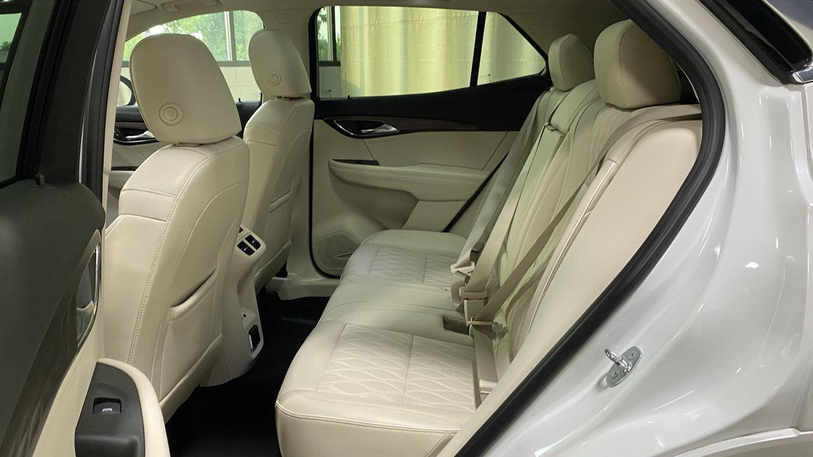 Used 2023 White Frost Tricoat Buick Avenir image 20