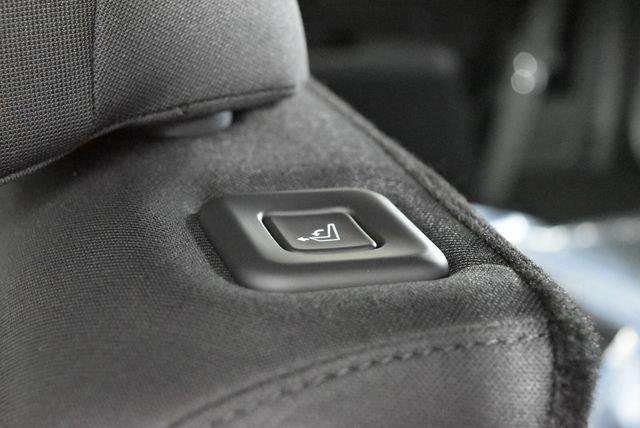 New 2027 Gray Hyundai SE AWD image 72