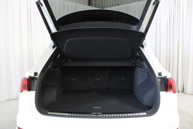 Used 2024 Arkona White Audi Premium image 31