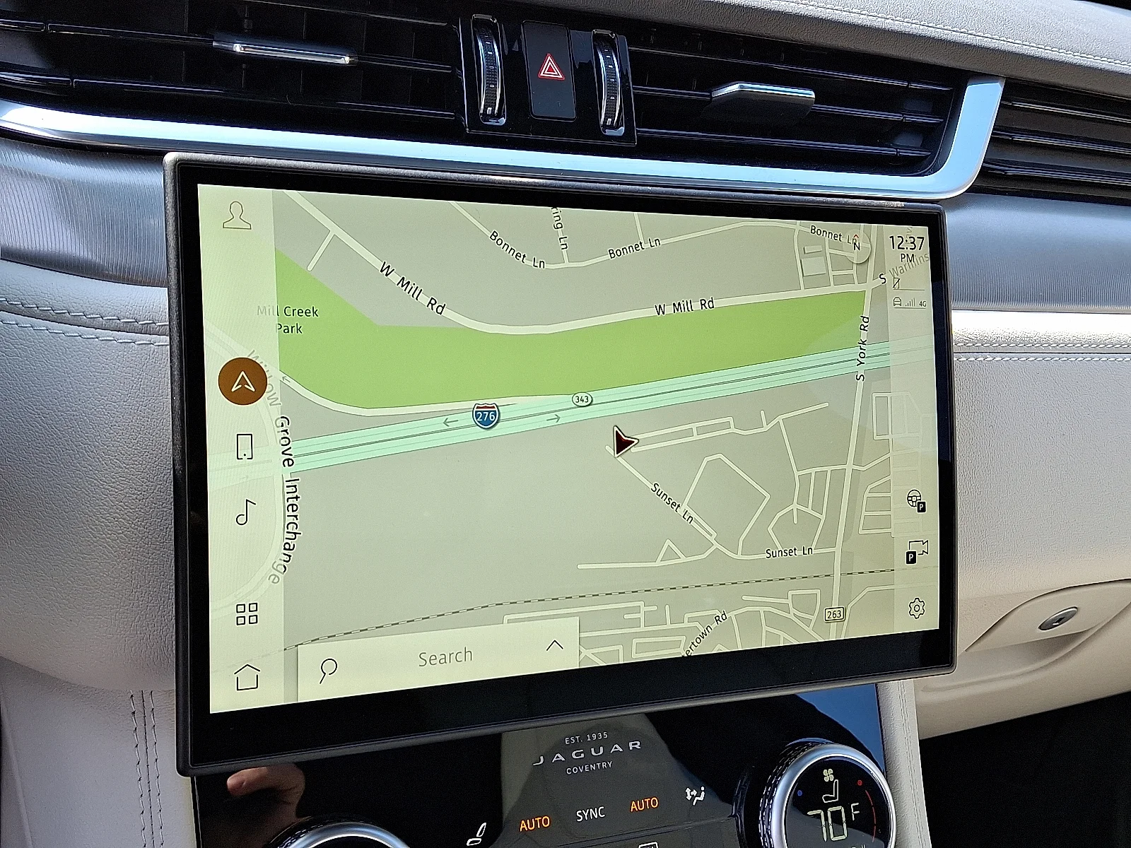 2026 Jaguar F-Pace R-Dynamic S - Photo 14