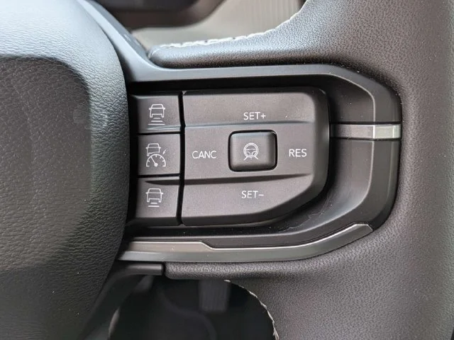 Used 2026 Silver Jeep Limited image 24