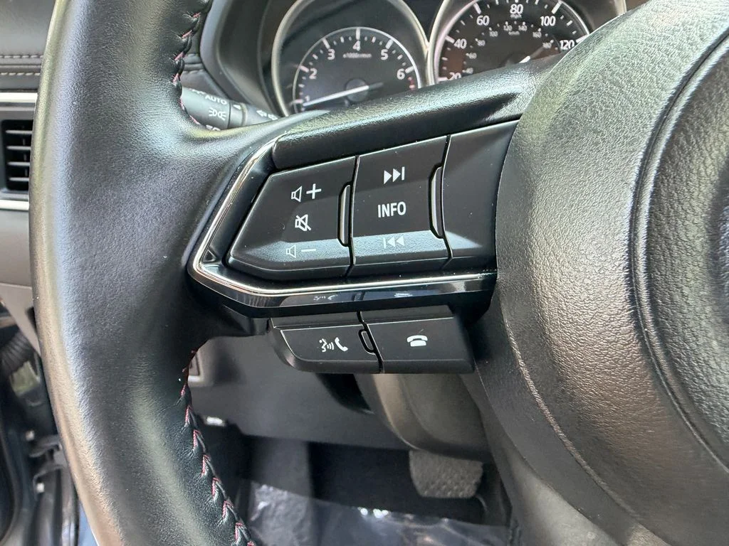Used 2024 Gray Metallic Mazda 2.5 S Carbon Edition image 21