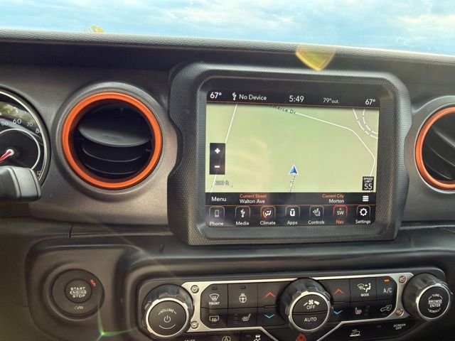 Used 2021 White Jeep Mojave image 11