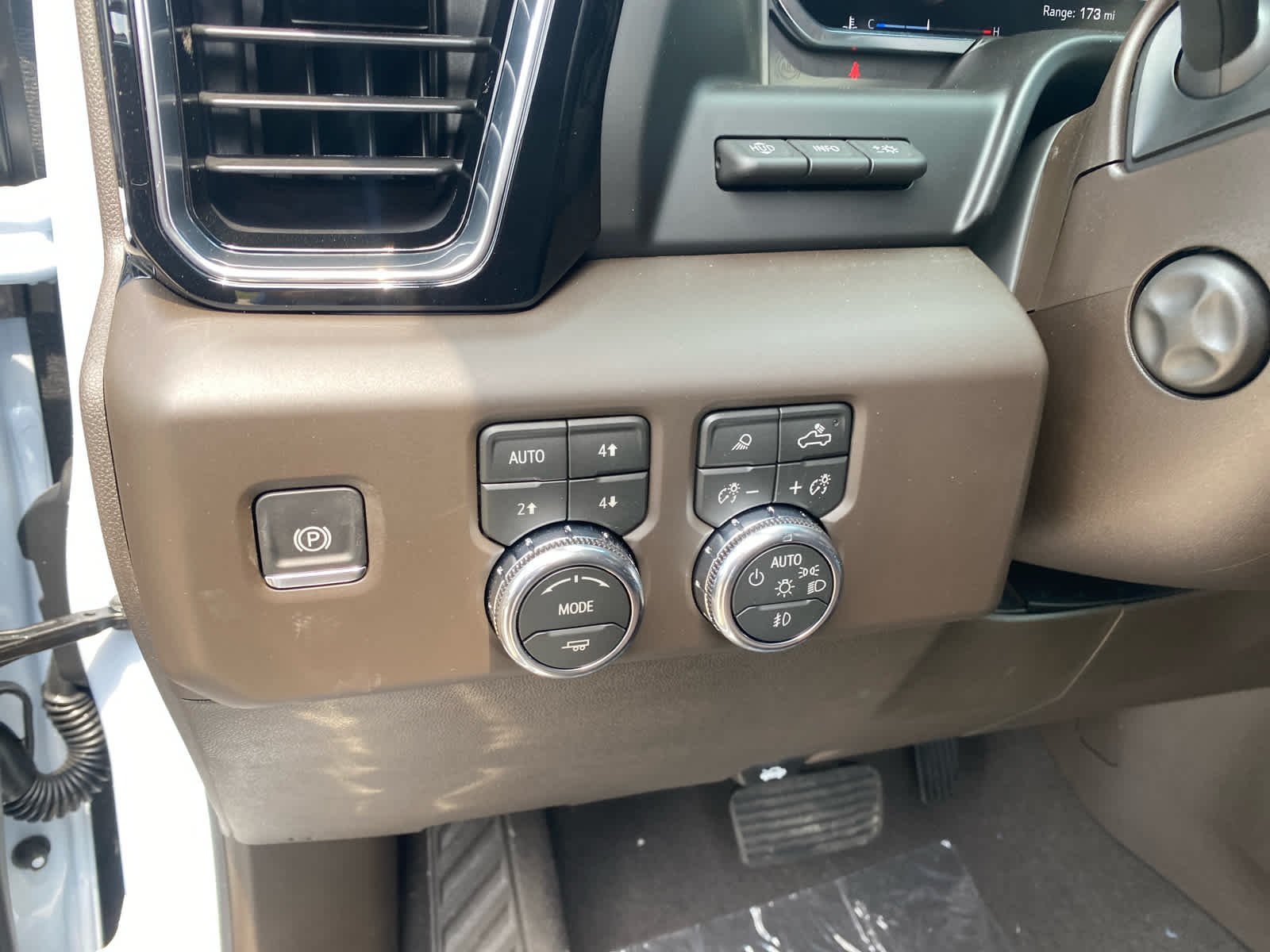 2026 GMC Sierra 1500 Denali - Photo 10