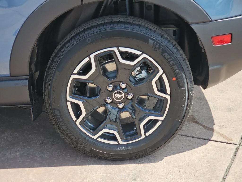 New 2026 Azure Gray Metallic Tri-Coat Ford Outer Banks® image 37