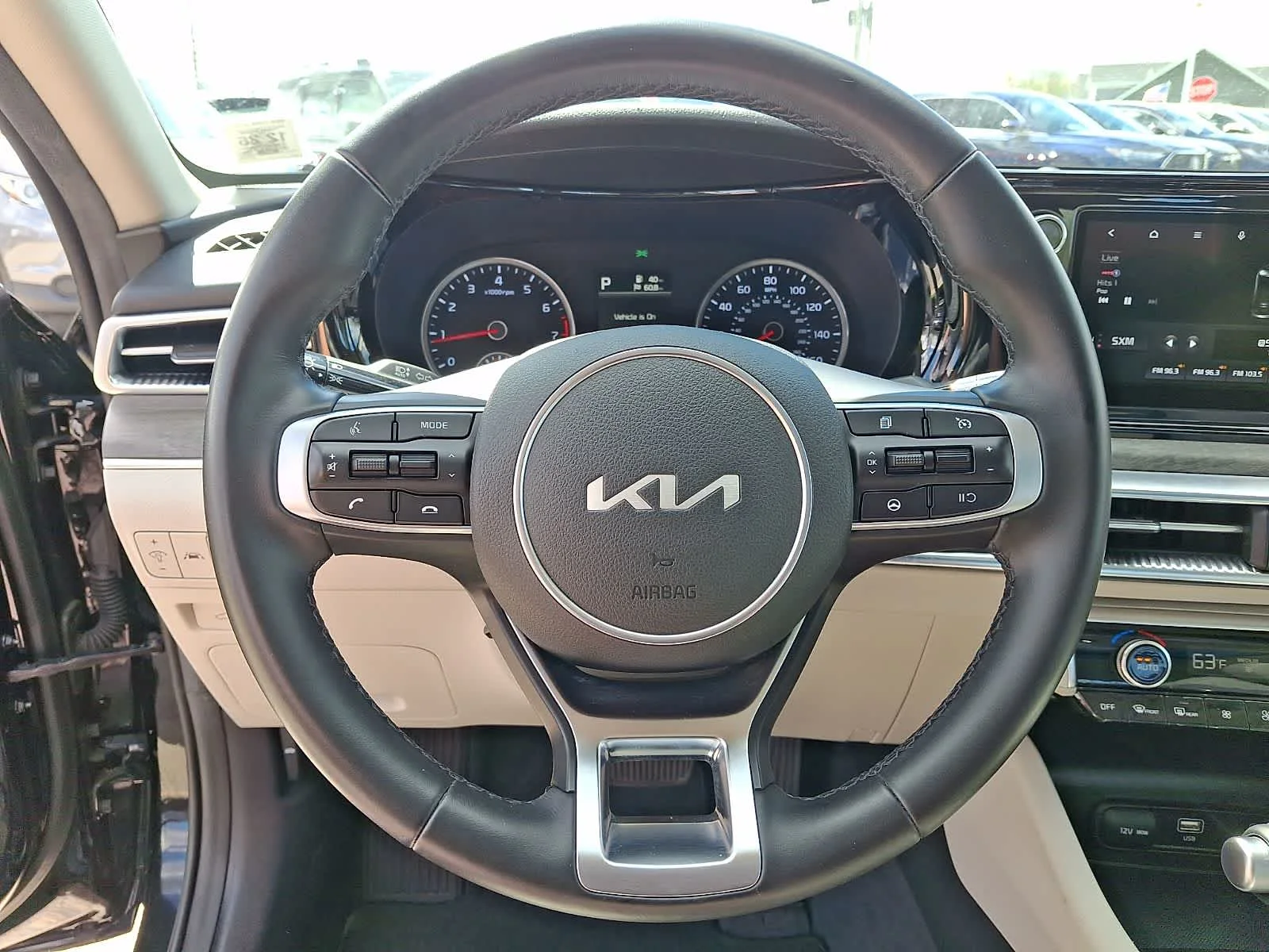 Used 2022 Ebony Black Kia EX image 21