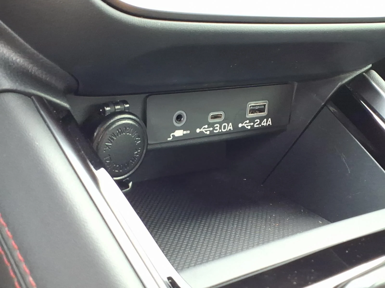 Used 2024 Magnetite Gray Metallic Subaru Limited image 14