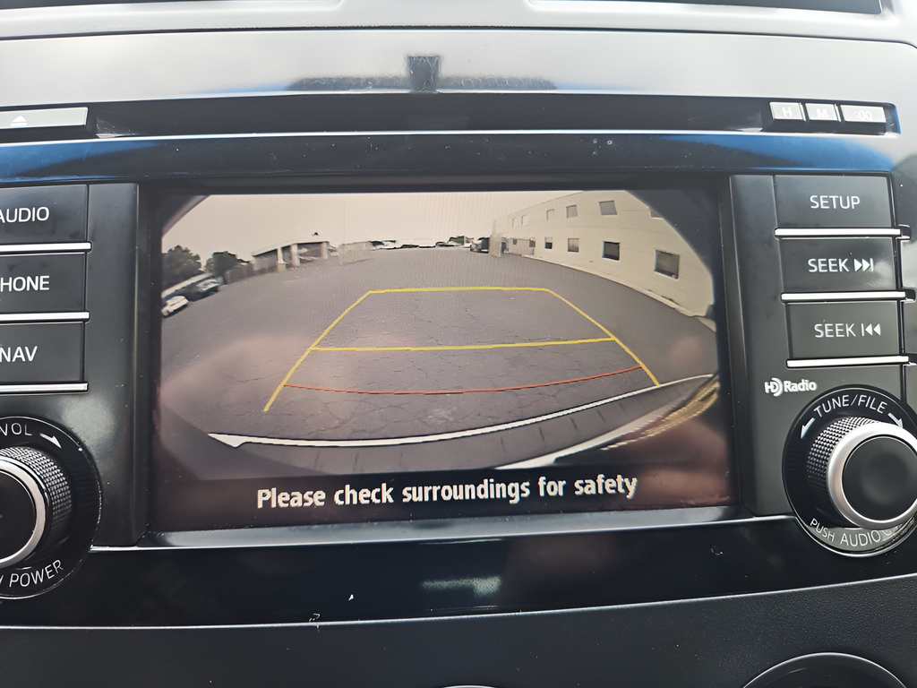 Used 2014 Silver Mazda Touring image 19