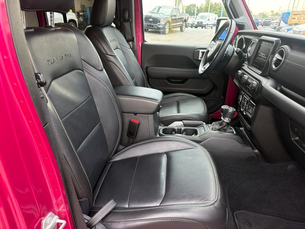 Certified Used 2022 Limited Edition Tuscadero Pearlcoat Jeep Unlimited Sahara image 42