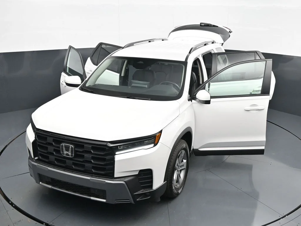 New 2026 Platinum White Pearl Honda EX-L image 37