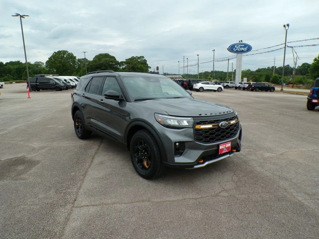 2026 Ford Explorer Tremor 4WD's photo