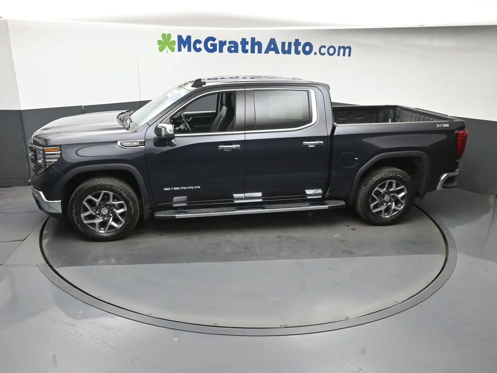 Certified Used 2025 Silver GMC SLT image 24