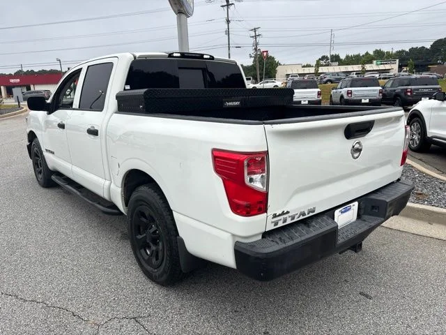 Used 2017 White Nissan S image 6