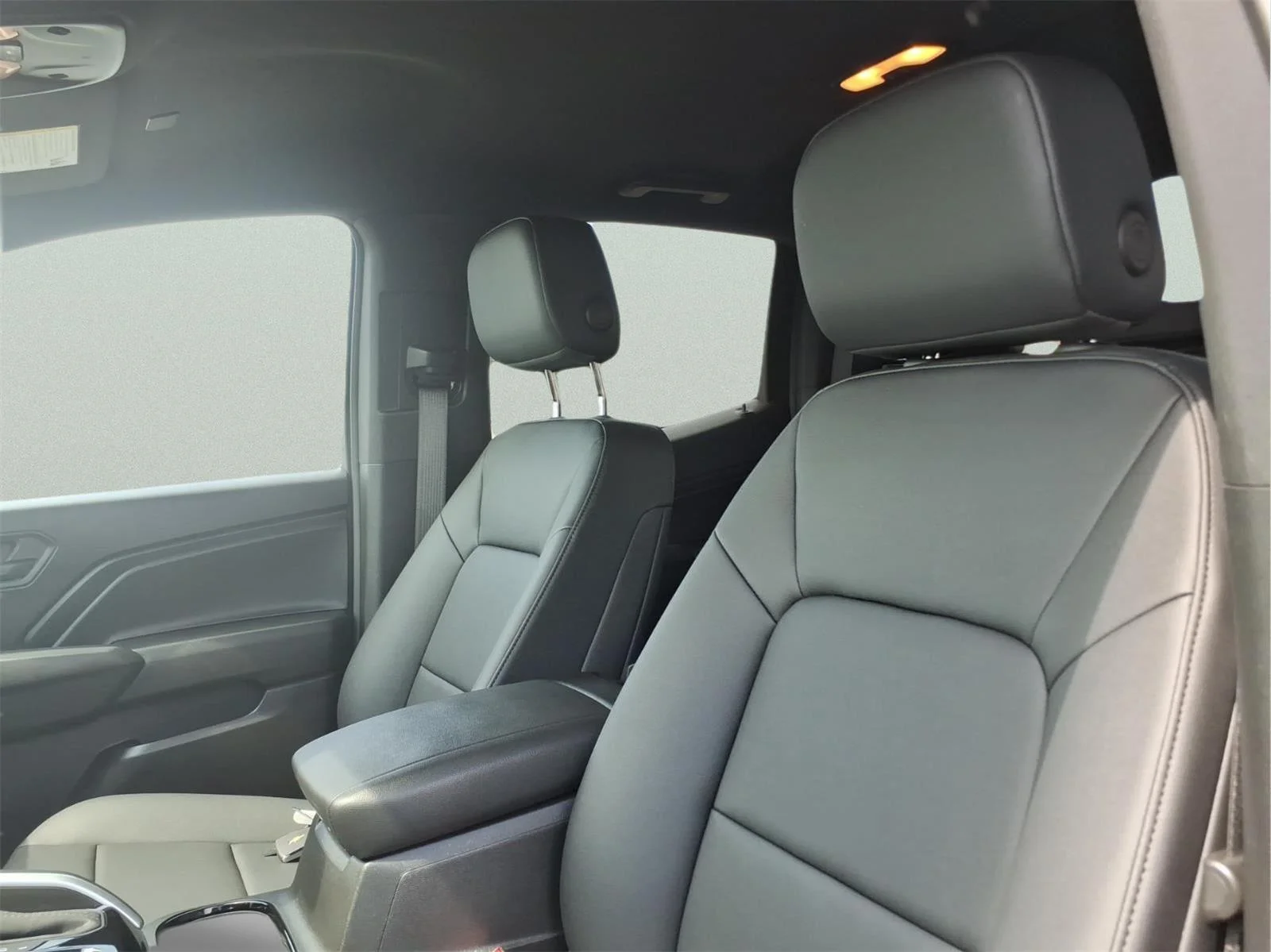 Used 2025 Sterling Gray Metallic Chevrolet Trail Boss image 16
