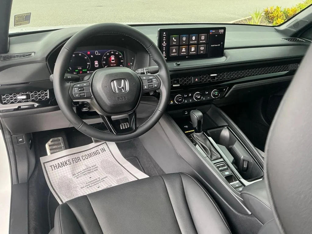 Used 2025  Honda Sport-L image 28