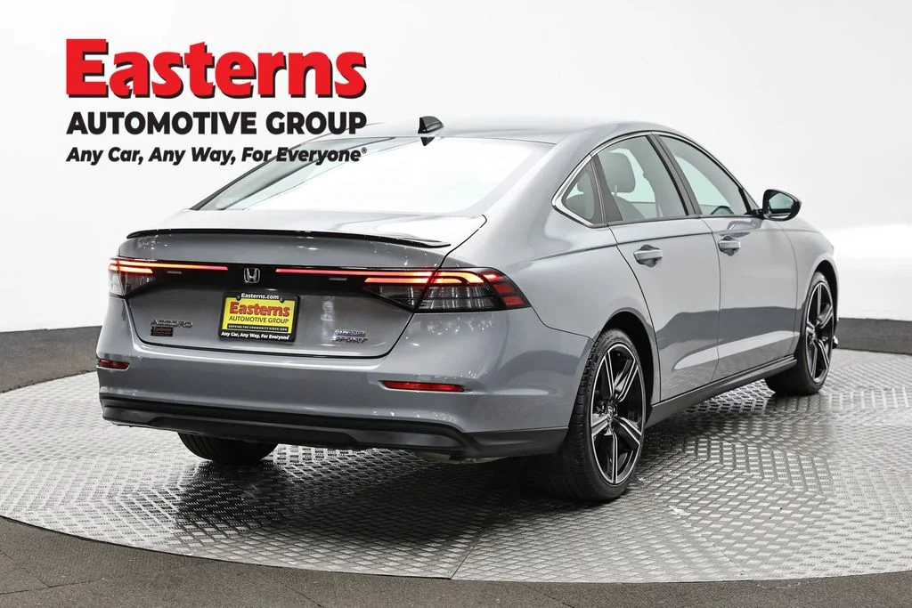 Used 2025 Gray Honda Sport image 5