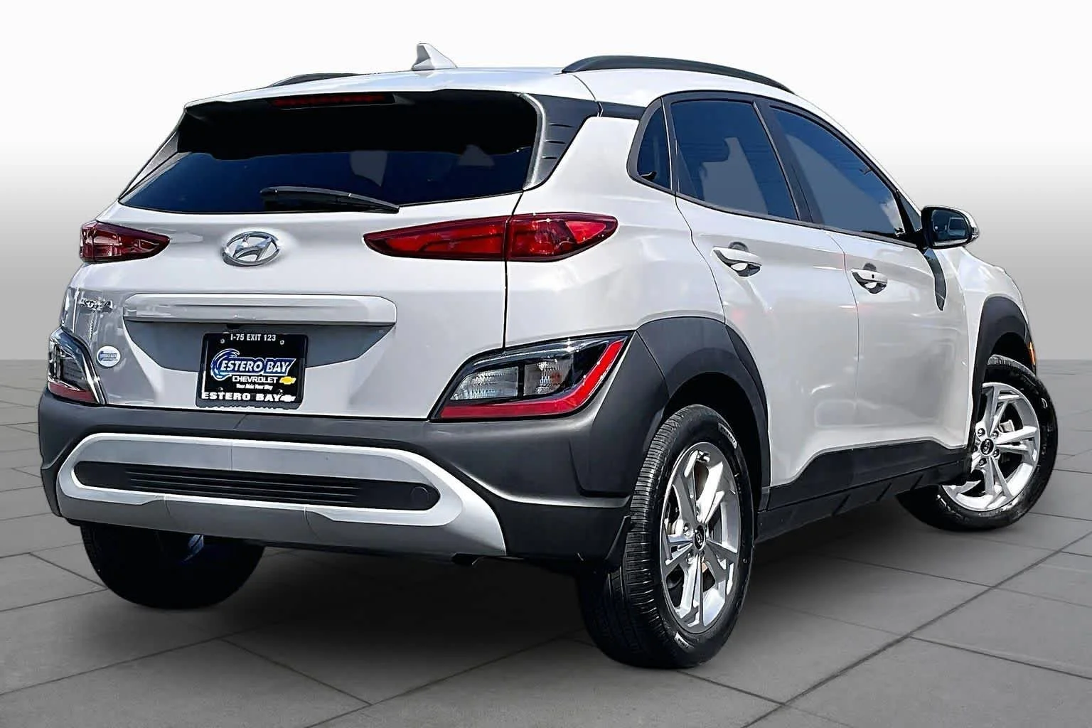 Used 2023 Cyber Silver Hyundai SEL image 24