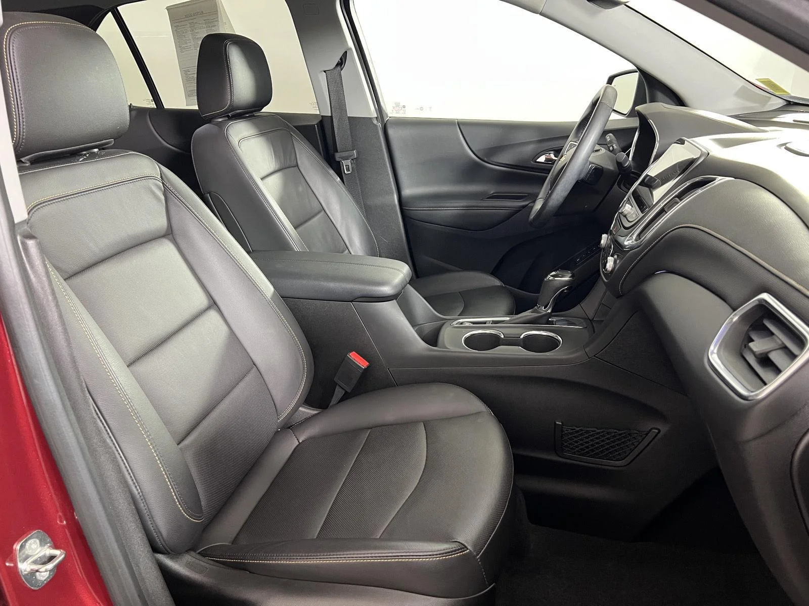 Used 2018 CAJUN RED TINTCOAT Chevrolet Premier image 24