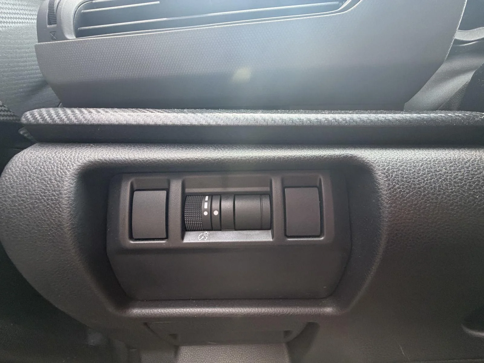 Used 2025 Geyser Blue Pearl Subaru Wilderness image 15