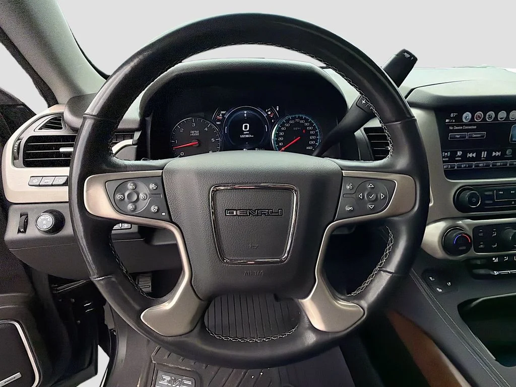 Used 2019 Onyx Black GMC Denali image 11