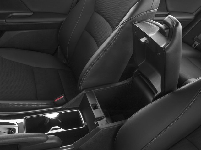 Used 2016  Honda Sport image 14