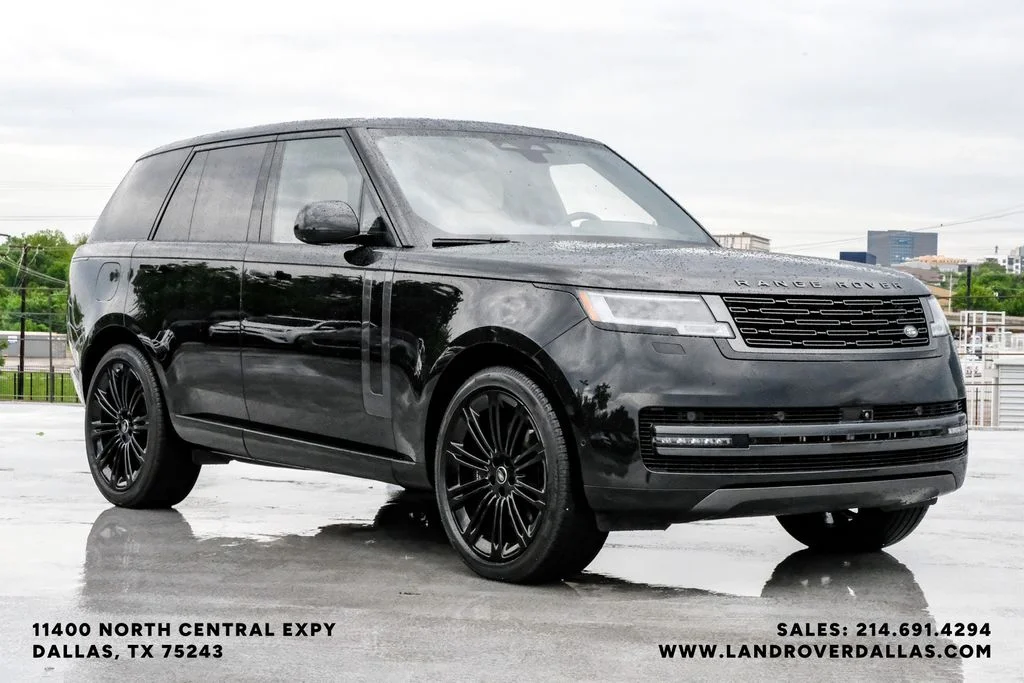 Certified Used 2025 Black Land Rover SE image 6