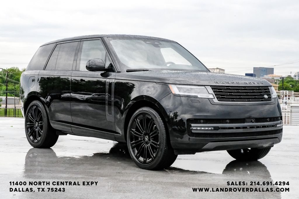 Used 2025 Black Land Rover SE image 6