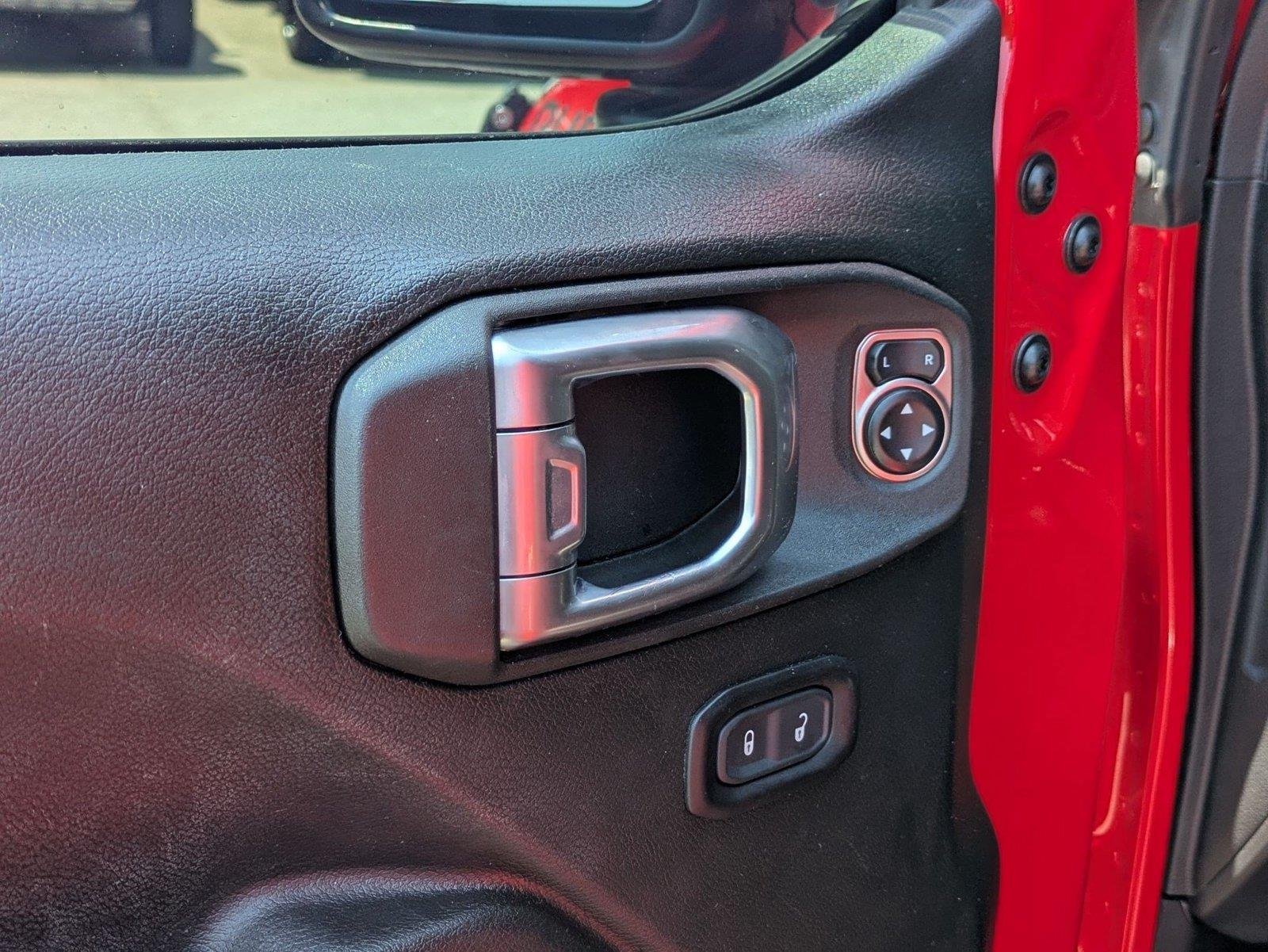 Used 2024 Firecracker Red Clearcoat Jeep Rubicon image 12