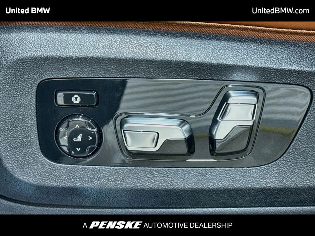 New 2027 Mineral White Metallic BMW xDrive40i image 11