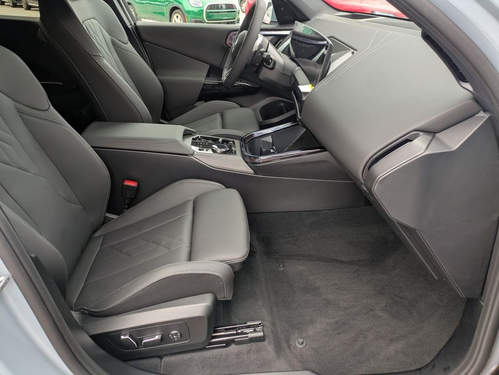 New 2026 Brooklyn Grey Metallic BMW 30 xDrive image 25