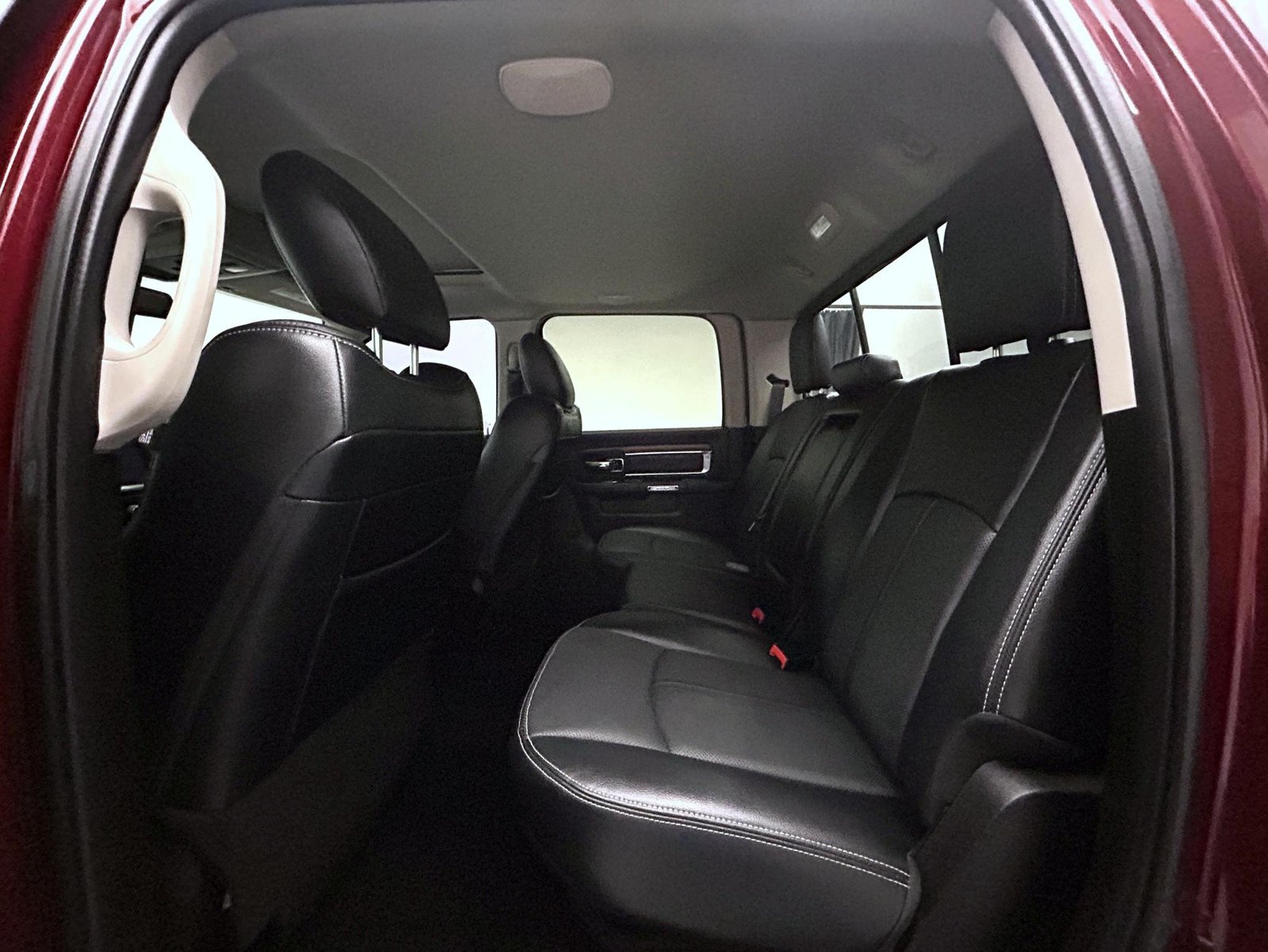 Used 2018 Red Ram Laramie image 19