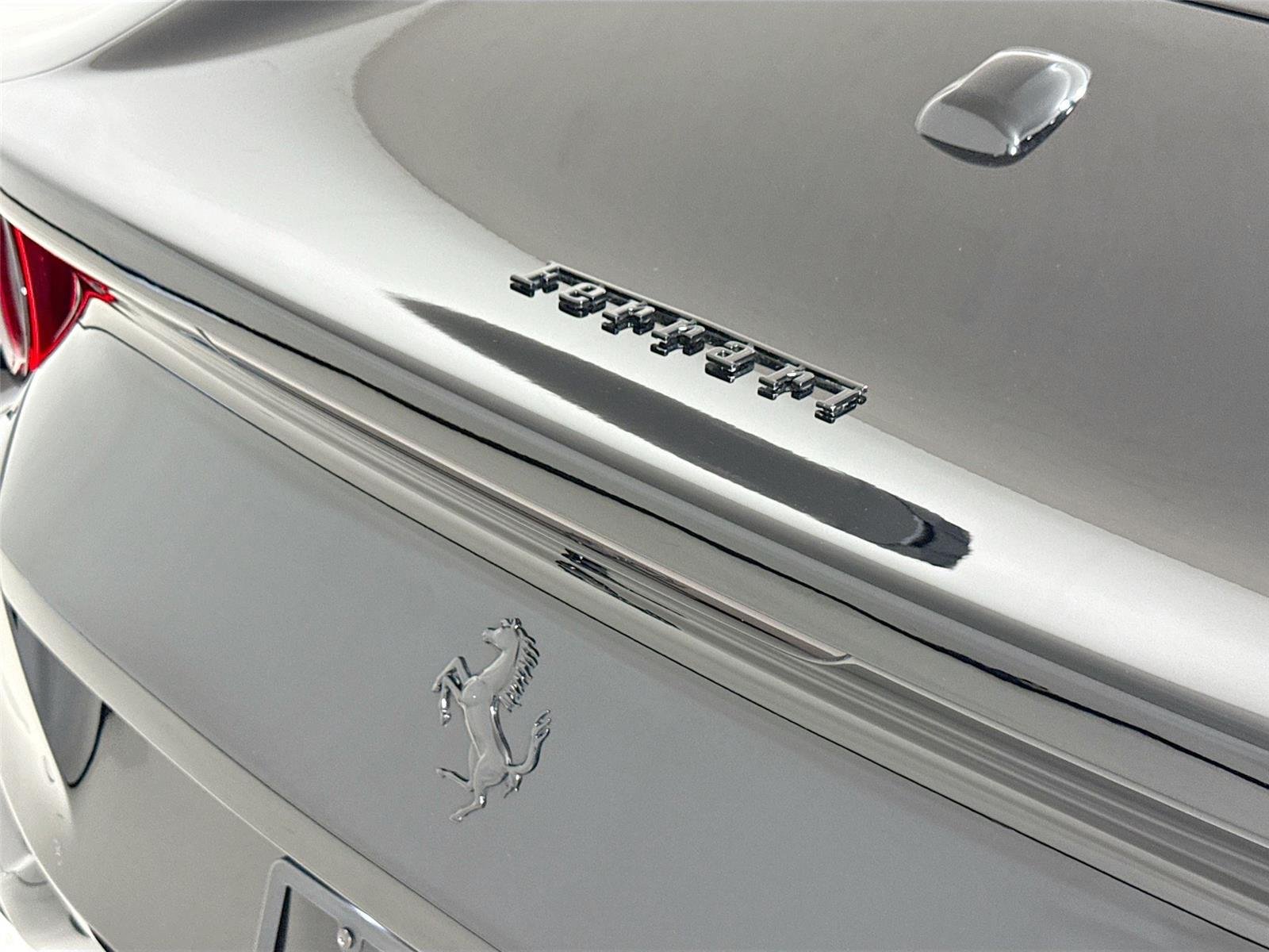 Used 2021 Nero Ferrari  image 34