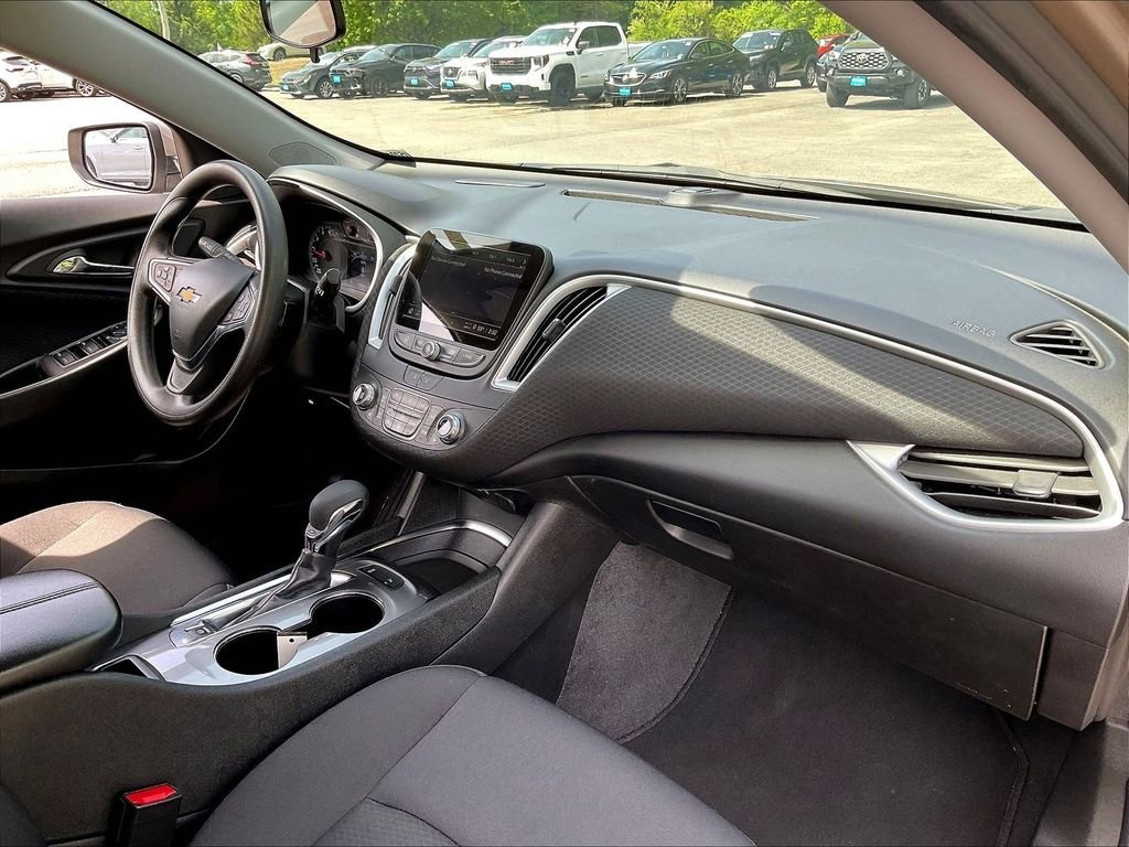 Used 2024 Gray Chevrolet LT image 14