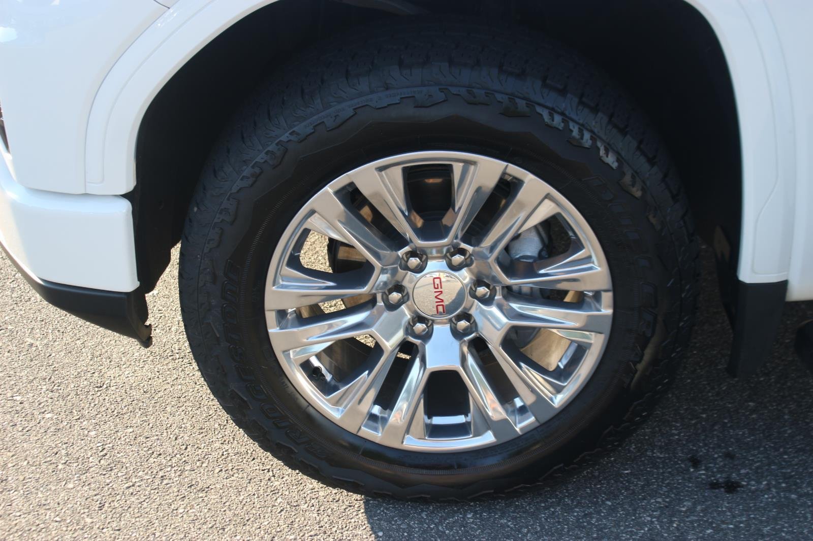 Used 2023 Summit White GMC Denali image 40