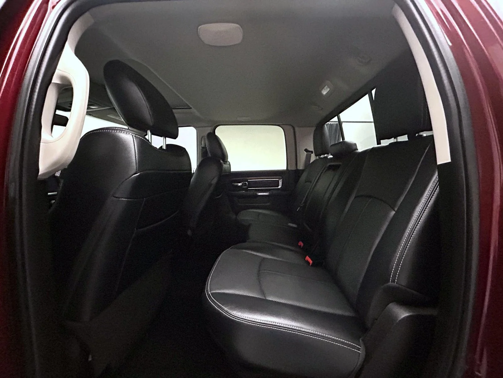 Used 2018 Red Ram Laramie image 19