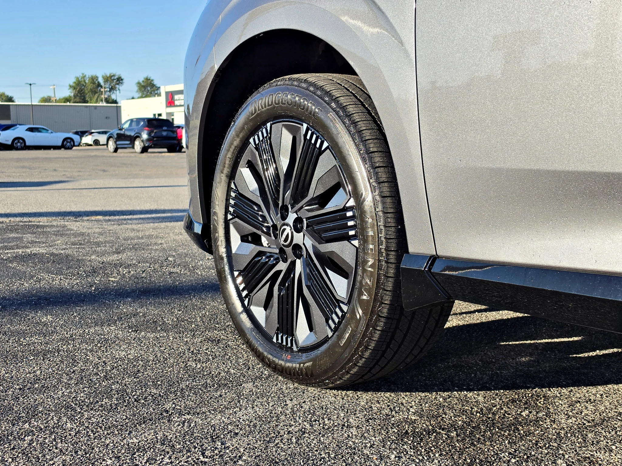 New 2027 Gun Metallic Nissan Platinum image 28