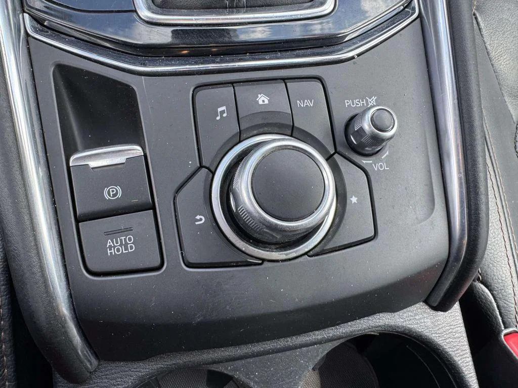 Used 2018 Deep Crystal Blue Mica Mazda Grand Touring image 38