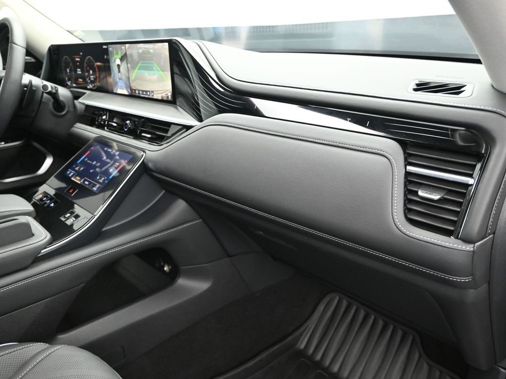 Certified Used 2025 Black INFINITI LUXE image 25