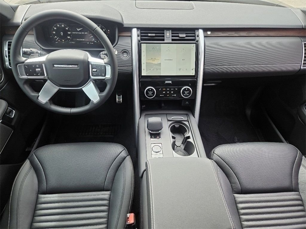 Certified Used 2025 Santorini Black Metallic Land Rover Dynamic SE image 24