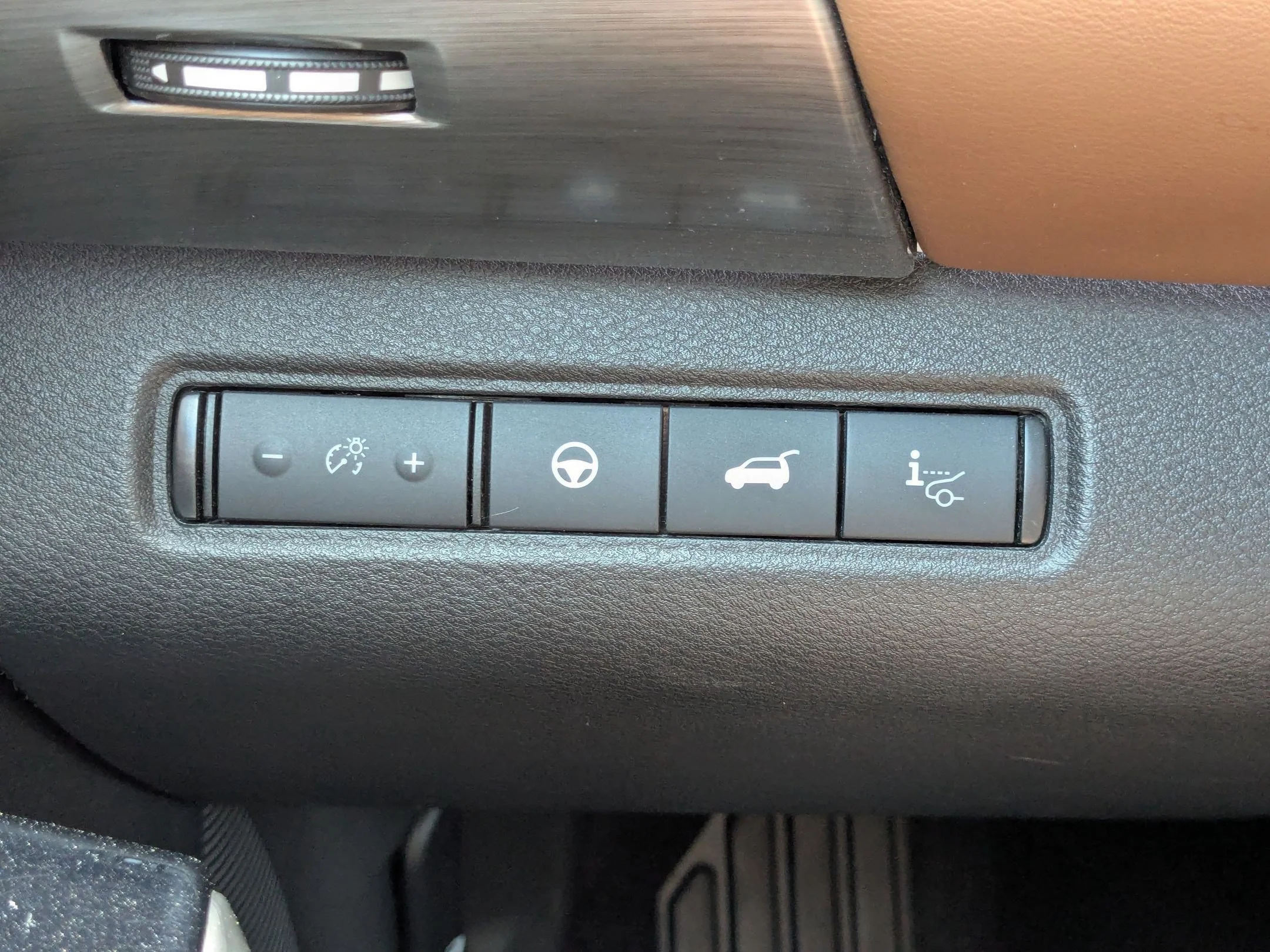 Used 2024 Boulder Gray Pearl Nissan Platinum image 17