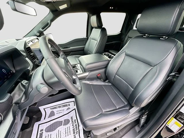Used 2025 Black Ford Lariat image 21