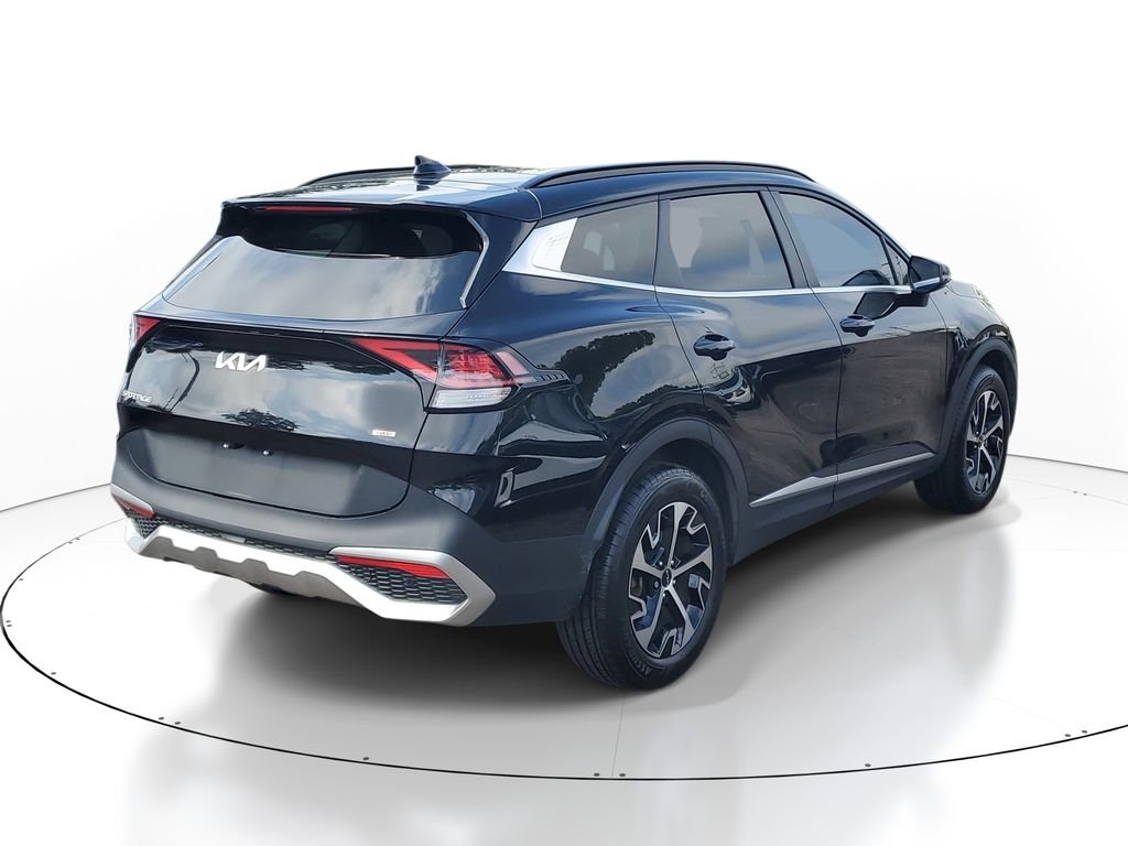Used 2023 Fusion Black Kia EX image 4