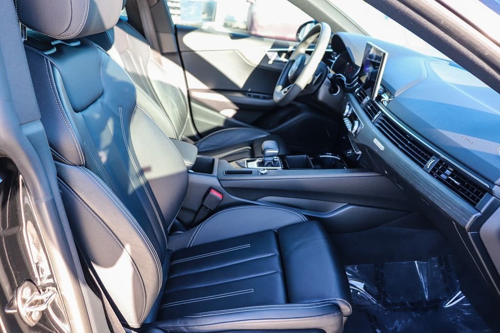 Used 2023 Black Metallic Audi 45 S line Premium image 21