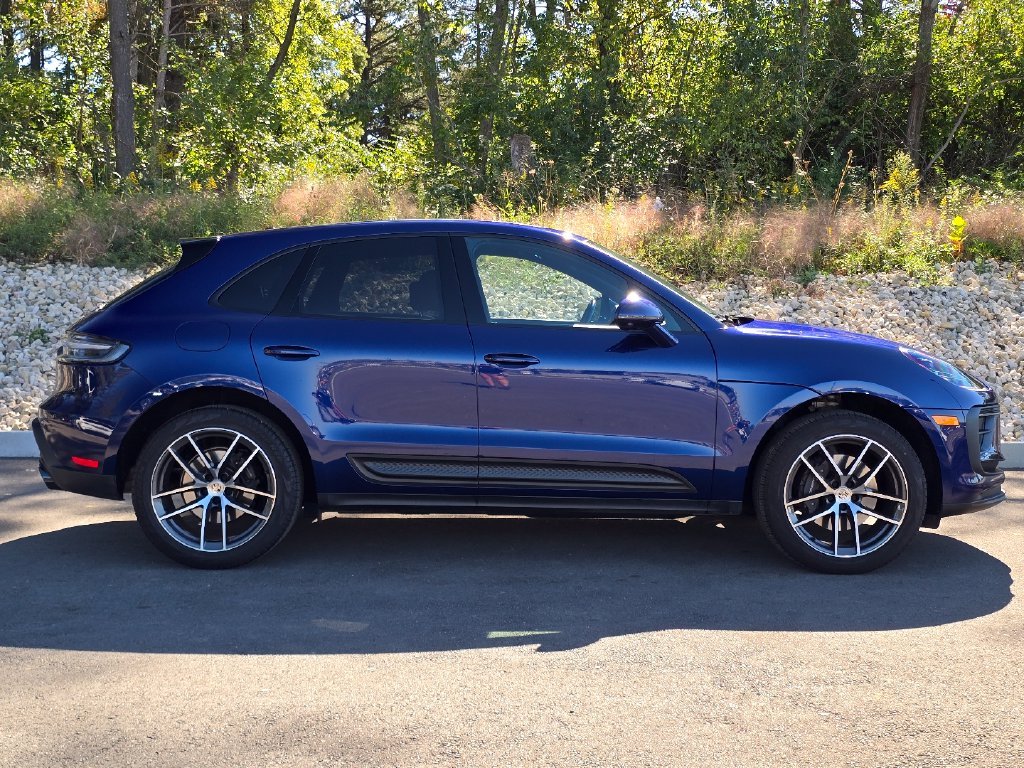 Used 2025 Blue Porsche  image 8