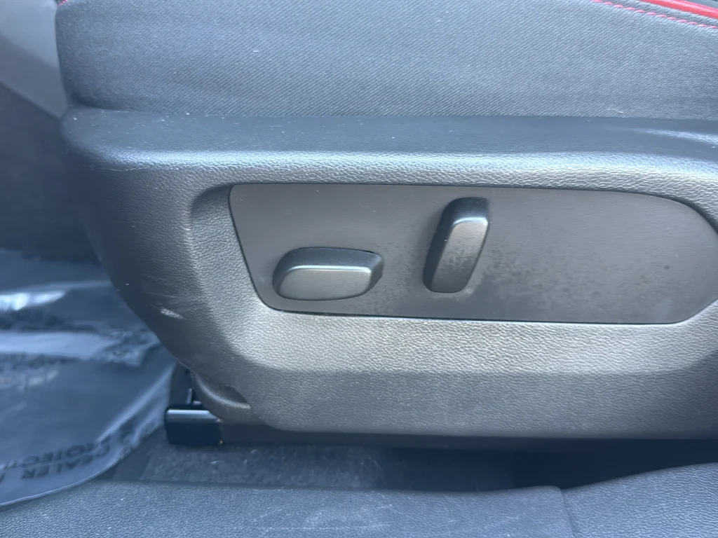 Used 2023 Gray Buick Essence image 18