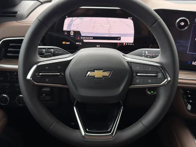 New 2026 Polar White Tricoat Chevrolet High Country image 13