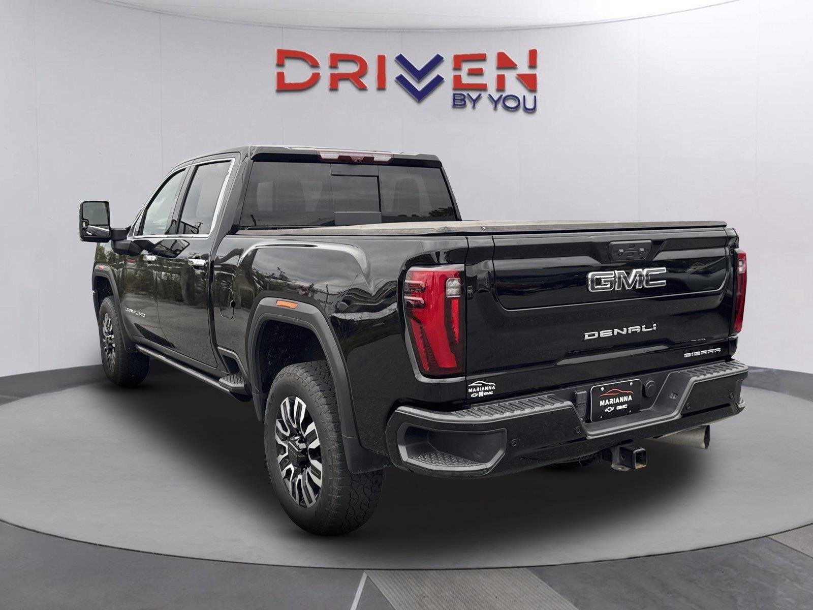 Used 2024 Onyx Black GMC Denali Ultimate image 6
