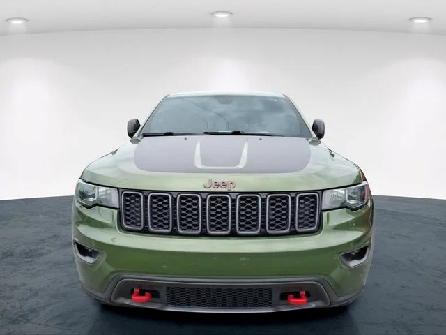 Used 2021 Green Jeep Trailhawk image 5