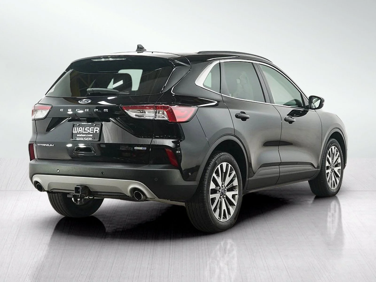 Used 2020 Black Metallic Ford Titanium image 5